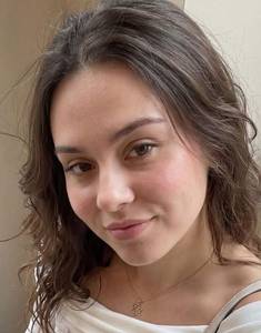 Femme célibataire 24 ans à Dijon