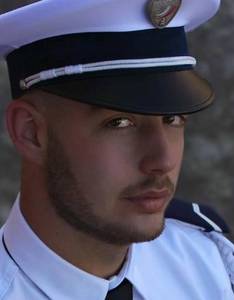 célibataire de Pierrerue