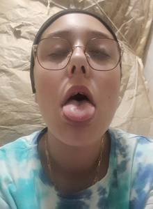 Claryssebisserier58, femme coquine de 20 ans - Charente