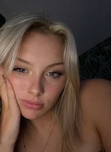 Jade76k, femme coquine de 19 ans - Seine-Maritime