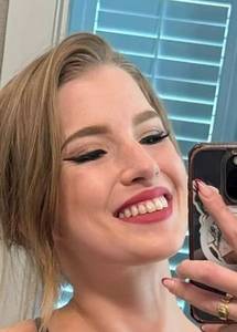 Petite coquine   à plan-cul-le-fauvet