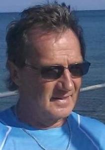 célibataire de Saint-Denis