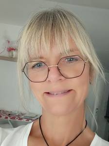 Femme célibataire 53 ans à Brussel