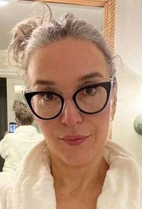 Femme célibataire 33 ans à Nancy