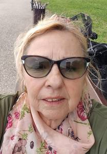 Femme célibataire 62 ans à Aix-en-Provence