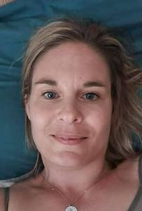 Femme célibataire 33 ans à Amiens