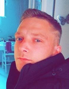  RencontrerAndrew Saint-Quentin