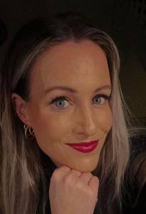 Ecsl63, femme coquine de 28 ans - Ardennes