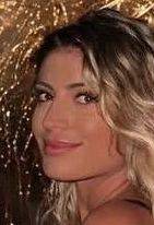 Plan cul avec fille brune super chaude à plan-cul-wiseppe