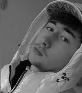 célibataire 18 ans