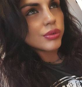 Angyarias27108, femme coquine de 26 ans - A Coru�a
