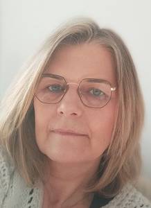 Femme célibataire 57 ans à Lille