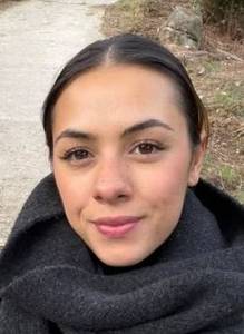 Femme célibataire 34 ans à Versailles