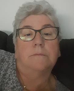 Femme célibataire 65 ans à Bordeaux