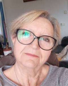 Femme célibataire 65 ans à Namur