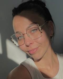 Femme célibataire 33 ans à Caen