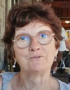 Femme célibataire 69 ans à Perigneux