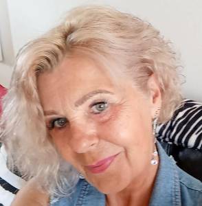 Femme célibataire 66 ans à Chambery