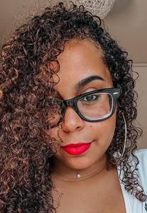 Femme célibataire 27 ans à Paris-3e