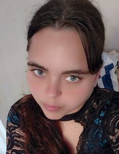 Femme célibataire 27 ans à Metz