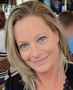 Femme célibataire 44 ans à 