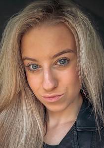 Petite coquine  coquine de plan-cul-viale