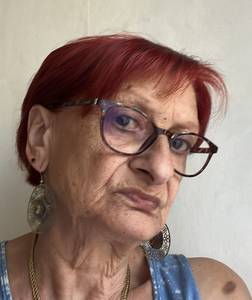 Femme célibataire 69 ans à Puy-en-Velay