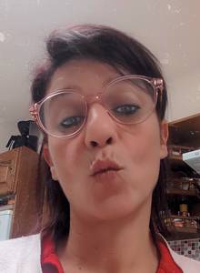 Petite coquine  de 45ans de plan-cul-vert-bois