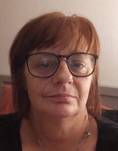 Femme célibataire 59 ans à Longueuil