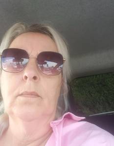 Femme célibataire 53 ans à Puy-en-Velay