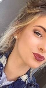 Petite coquine  super chaude à plan-cul-paris-4e