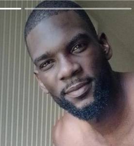 Afise12, femme coquine de 25 ans - Puy-de-D�me