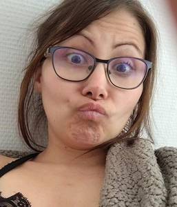 Petite coquine  super chaude à plan-cul-liozargues