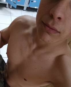 Calipso, femme coquine de 20 ans - Deux-Svres