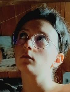 Thais, femme coquine de 18 ans - Aveyron