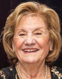 Jacqueline8258, femme coquine de 79 ans - Yvelines