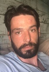 Tu veux prendre contact? célibataire de Saint-Étienne
