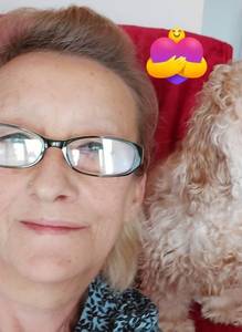 Petite coquine  super chaude à plan-cul-percey-le-petit