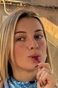 Petite coquine  coquine à plan-cul-paris-14e