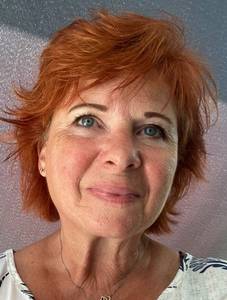 Femme célibataire 62 ans à Villeurbanne