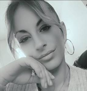 Femme célibataire 30 ans à Versailles