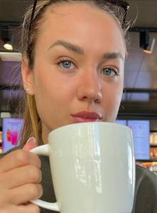 Femme célibataire 25 ans à Cergy