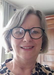 Femme célibataire 65 ans à Dijon