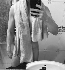 Alex1221