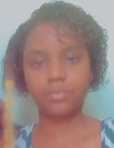 Femme célibataire 22 ans à Saint-Denis