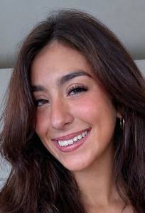 Femme célibataire 21 ans à Nanterre