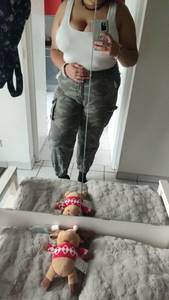 Heyyy jeune soumise prte  se faire dfoncer ? 
Je suis sage et j'coute si je suis trs bien rcompens ?
110G?