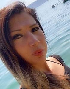 Femme célibataire 33 ans à Dijon