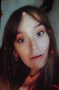 Petite coquine   à plan-cul-montagny