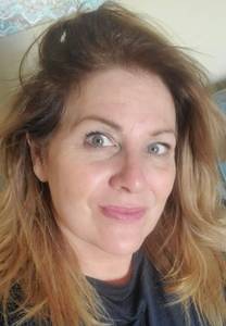 Femme célibataire 28 ans à Lille